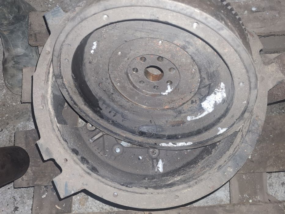 Silnik kubota 3300 4cyl turbo części wentylator