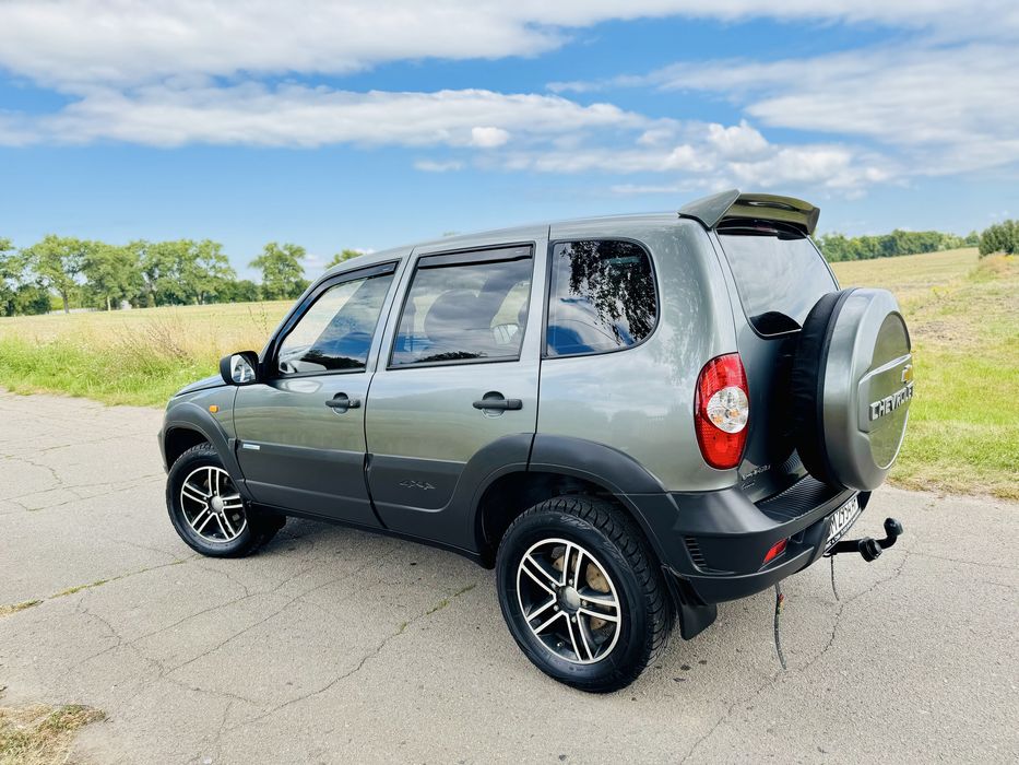 Chevrolet Niva 1.7 GLS 4x4 Bertone Edition 2011р