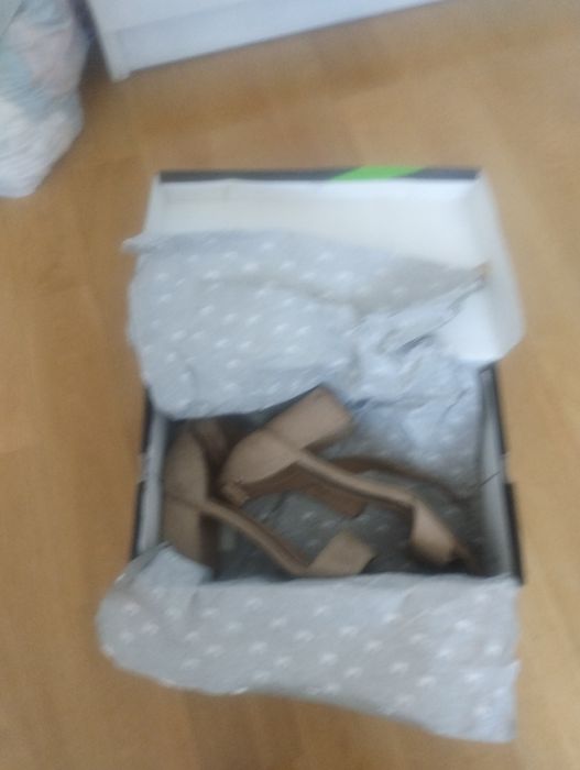 Sandały  damskie z Daichmana 40 skóra