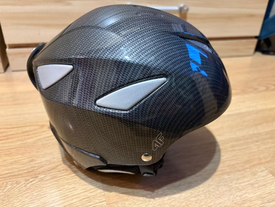Kask narciarski 4F