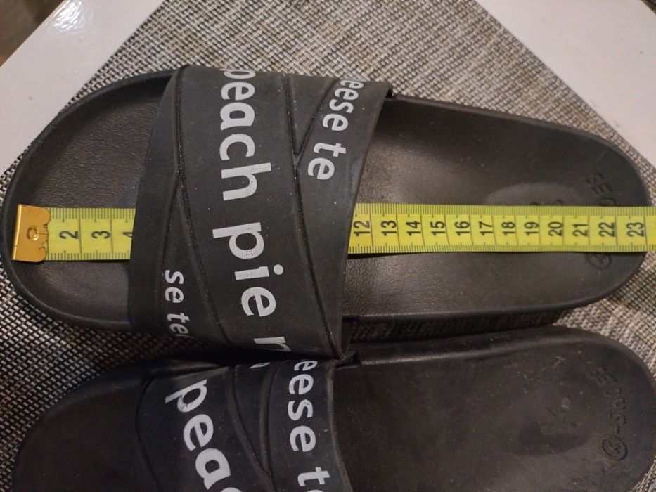 Обувь детская, цена договорная