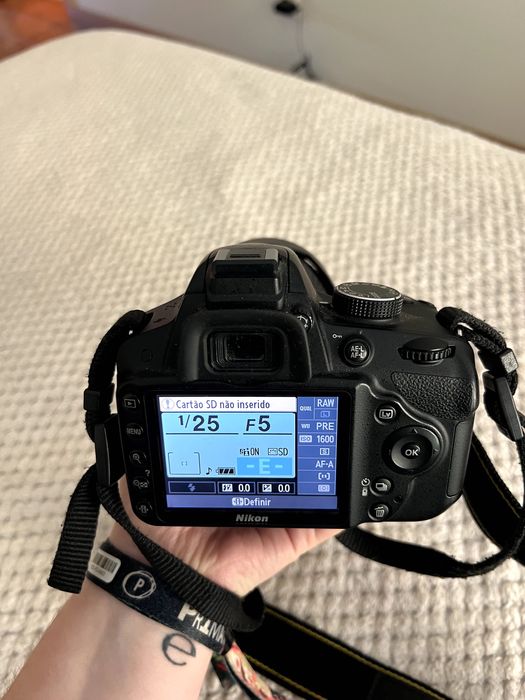 Nikon 3200D lente Nikkor 18-105mm