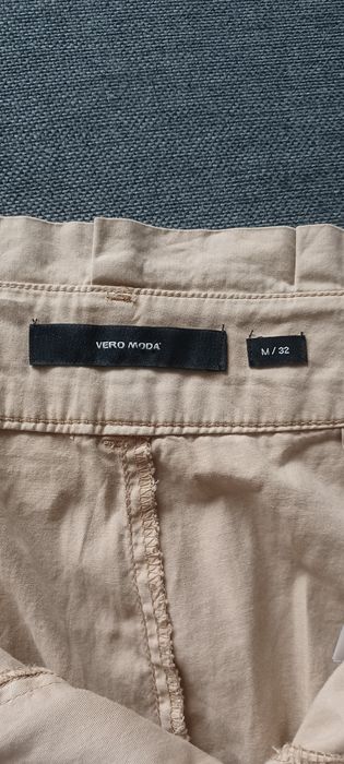 Spodnie bojówki Vero Moda