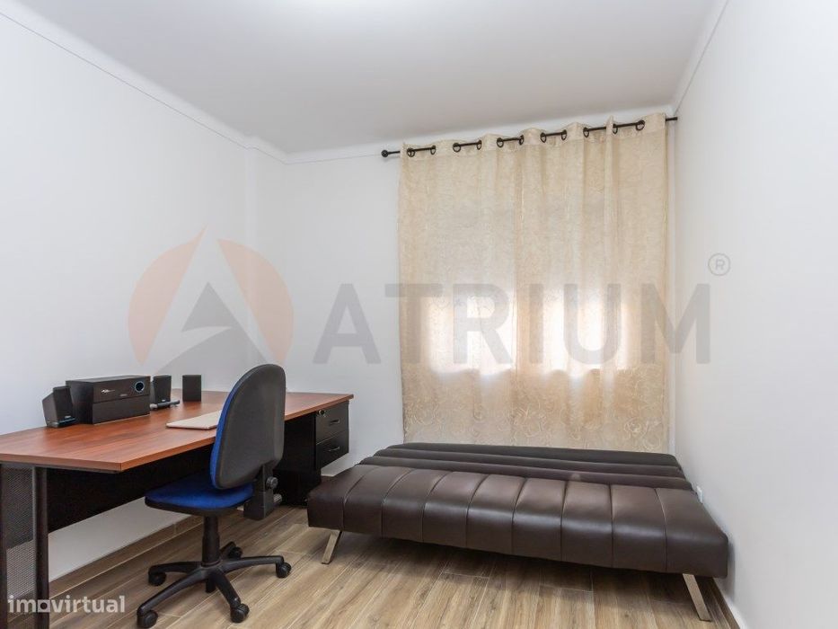 Harmonioso Apartamento com arrecadação