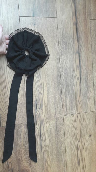 Xxl scrunchie z paskami ,gumką do włosów