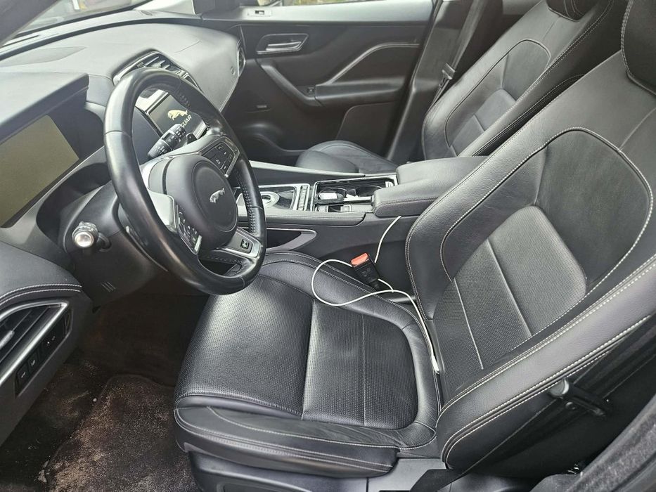 Jaguar f-pace R sport automat 2.0d