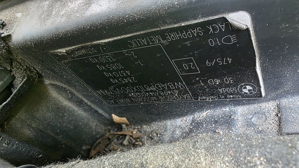 Błotnik Bmw e39 Black Shappire metalic części