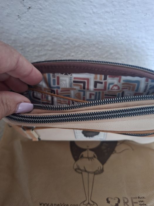 Pochete  nova sem itiquetea  original
