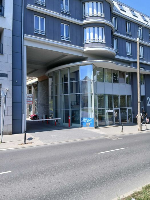 Do wynajęcia miejsce w hali garażowej ul. Kościelna 21 !! - Widok 5