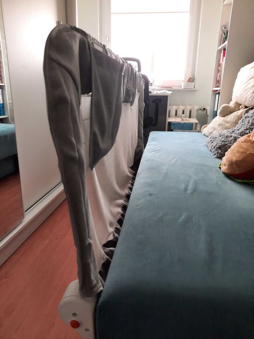 Barierka bramka ochronna Lionelo Hanna zabezpieczająca do łożka