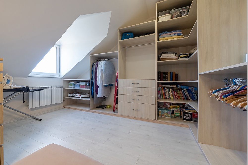 Мала Олександрівка. Автономний будинок 4 спальні біля лісу.