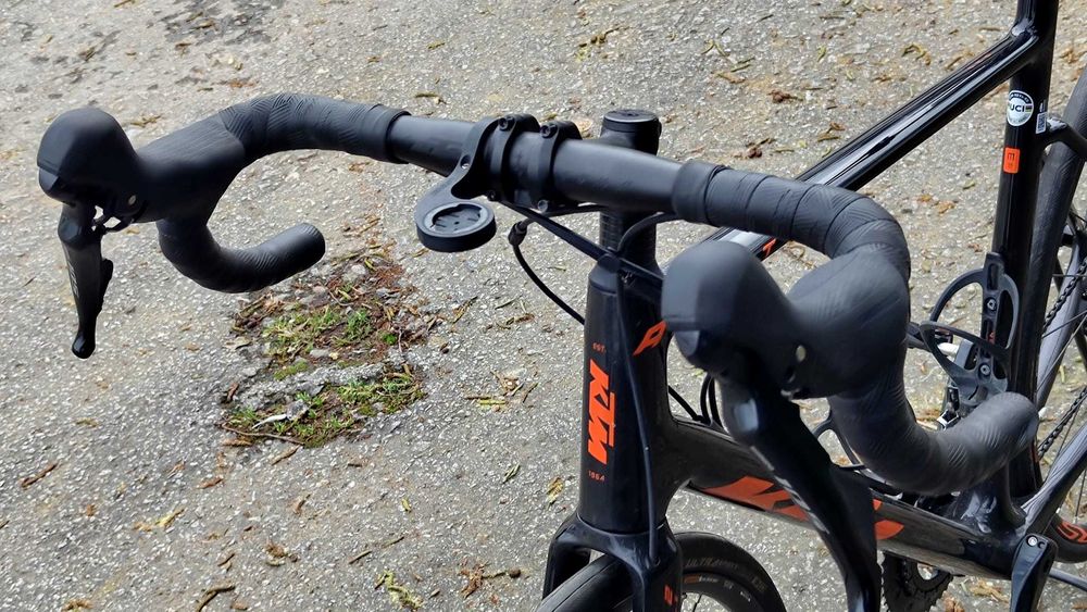 KTM Impecável – Só 1.100€