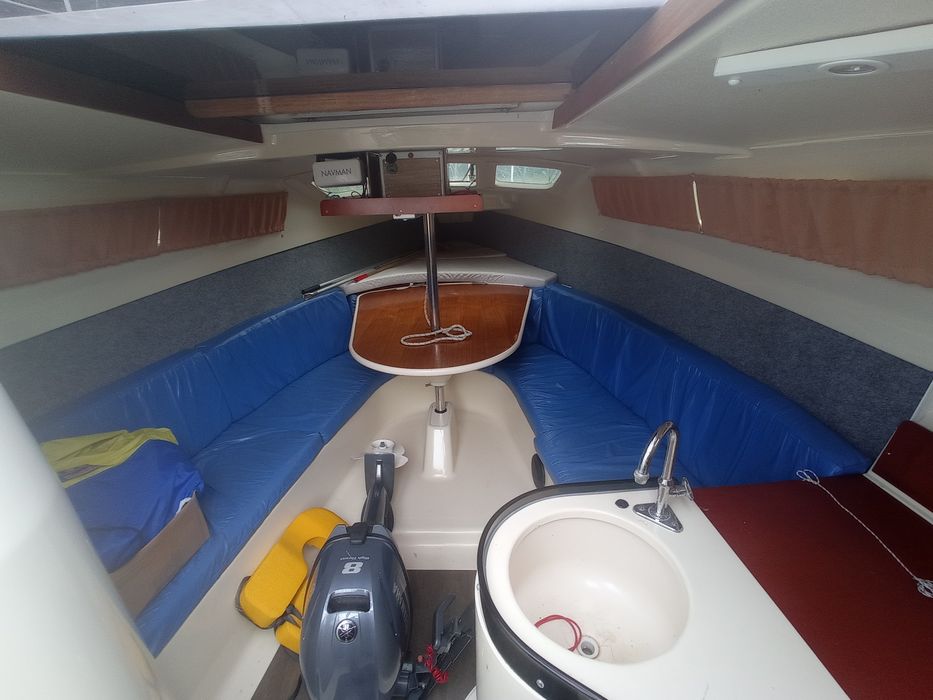 Парусная яхта Hunter 26