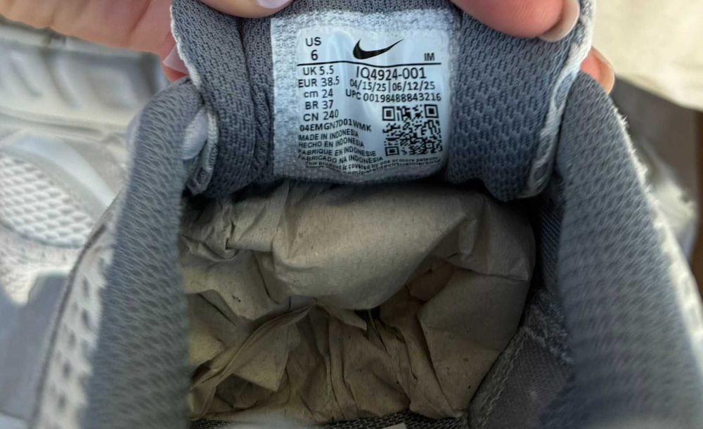 Жіночі кросівки Nike Air Max Moto 2K Оригінал