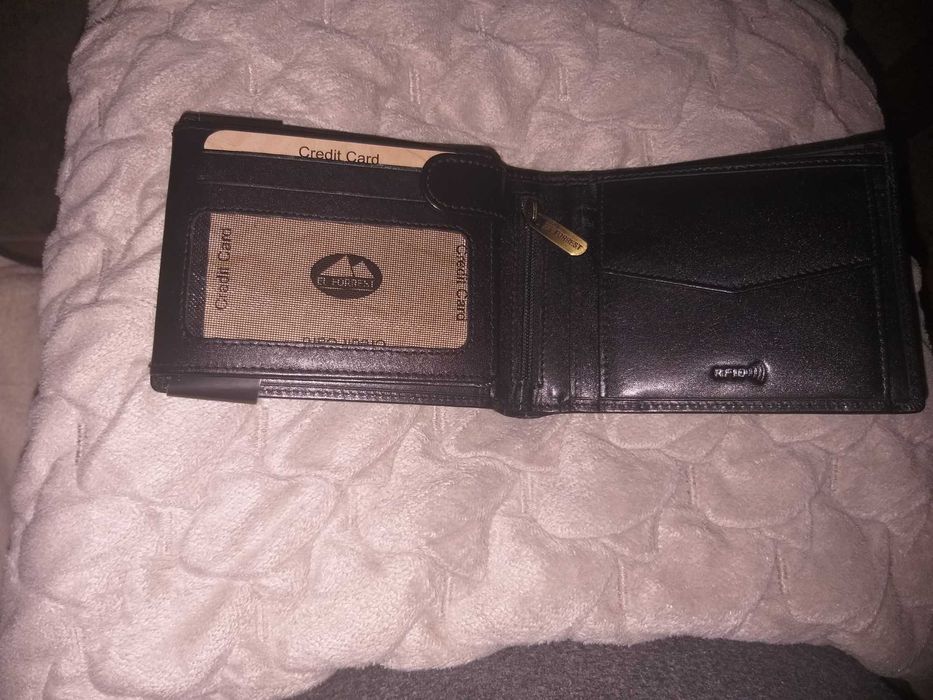 Sprzedam portfel męski
