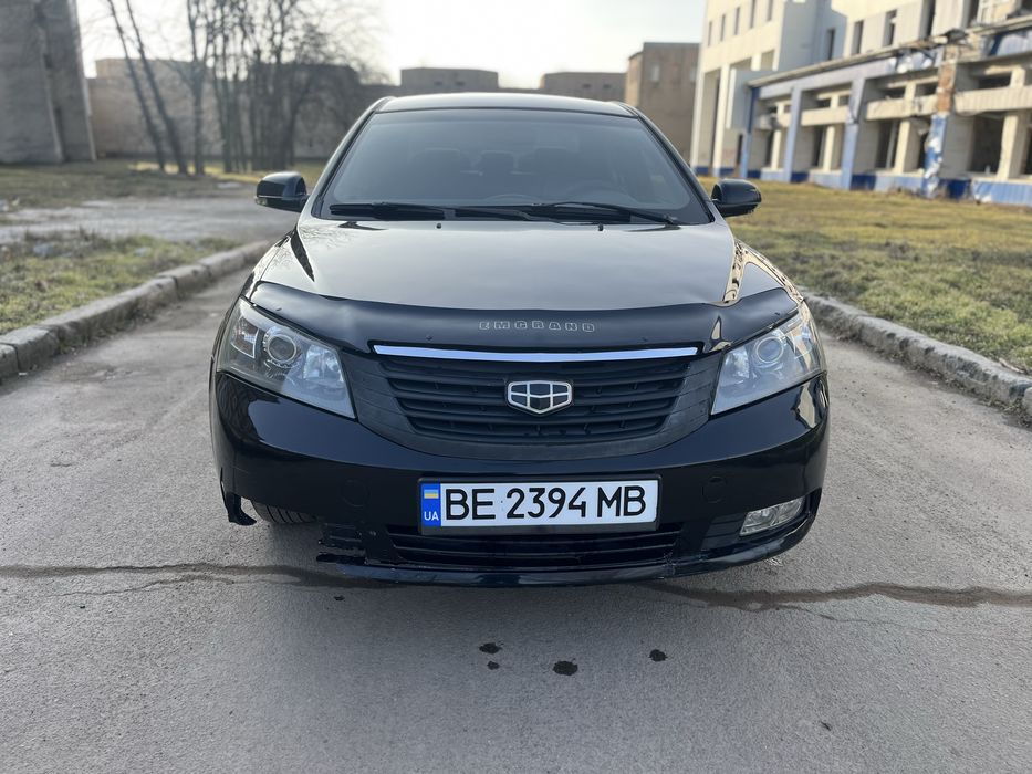 Джиллі Емгрант ес7 2012 року 1.8 газ бензин механіка