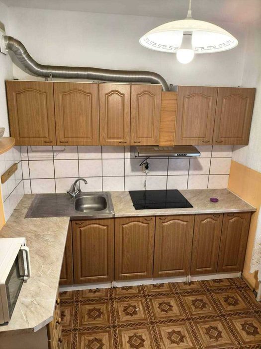 Вишняківська 6-а м.Харьківська.