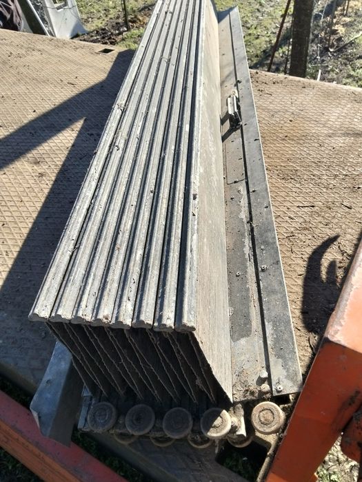 Portão de fole em bom estado