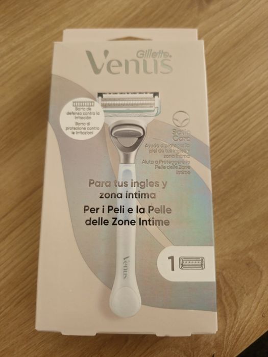 Sprzedam maszynkę Gillette Venus.