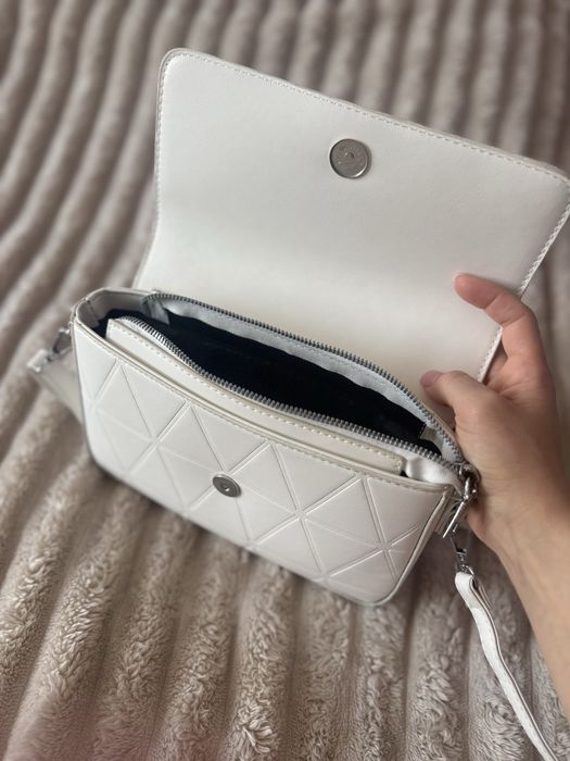 Сумочка біла Prada
