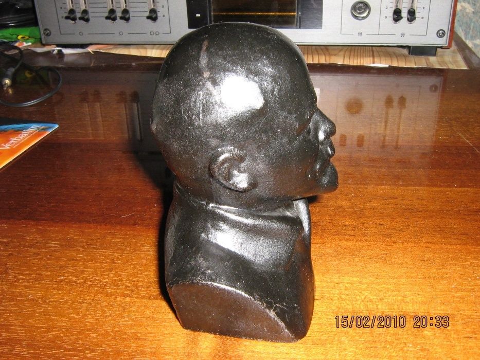 Бюст Ленин (металл)