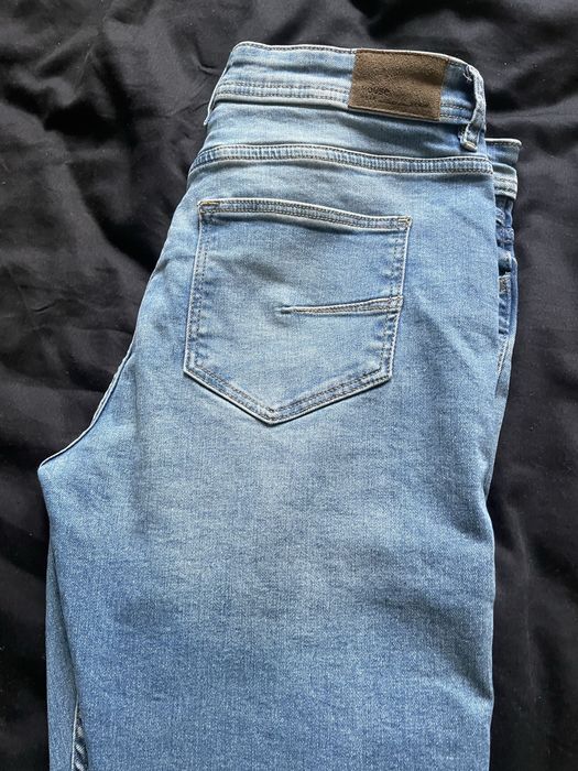 NOWE Jeansy House slim 29/32