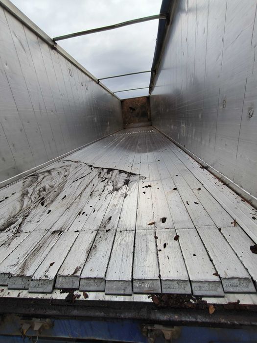 Vende semi-reboque piso móvel