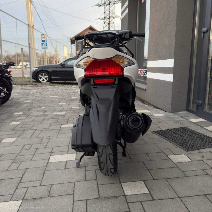 Б/у скутер Suzuki Address V125S, 10 к.с. інжектор, двомісний, доставка