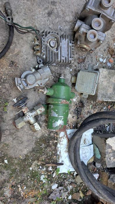 Уаз ,газ зил реле, котушка,насос військової техніки