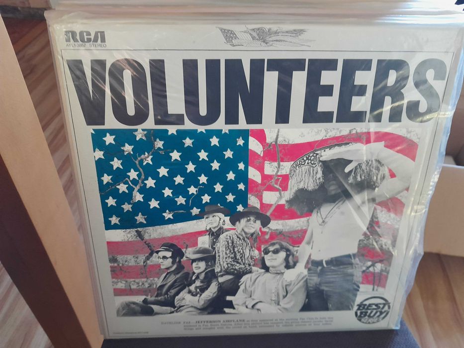 Jefferson Airplane – Volunteers