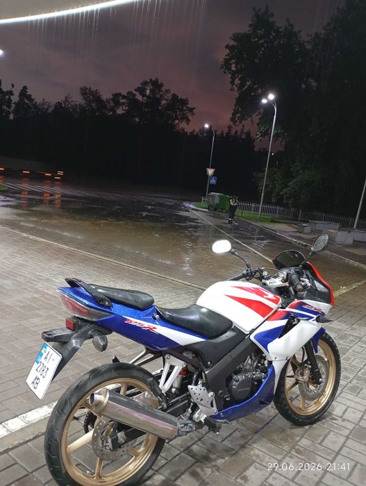 Продам Honda cbr 125