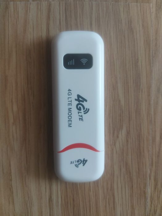 4G LTE USB модем/роутер з Wi-Fi, до 150 Мбіт/с