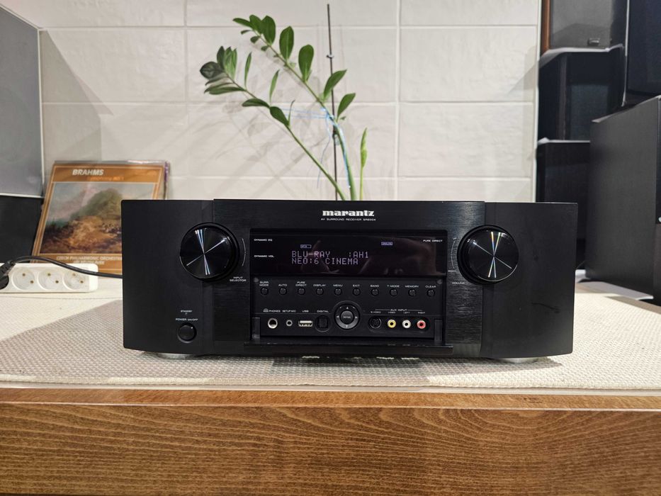 AV ресивер Marantz SR-6004