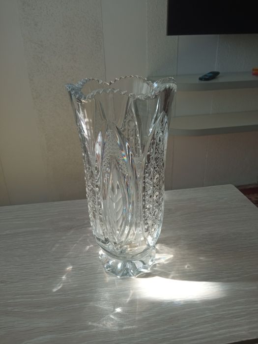 Кришталева ваза, 21 см