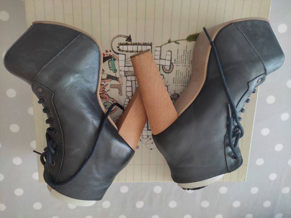 Botins Jeffrey Campbell Lita