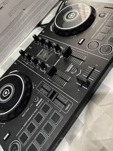 Pioneer DDJ-200 ///у відмінному стані !///
