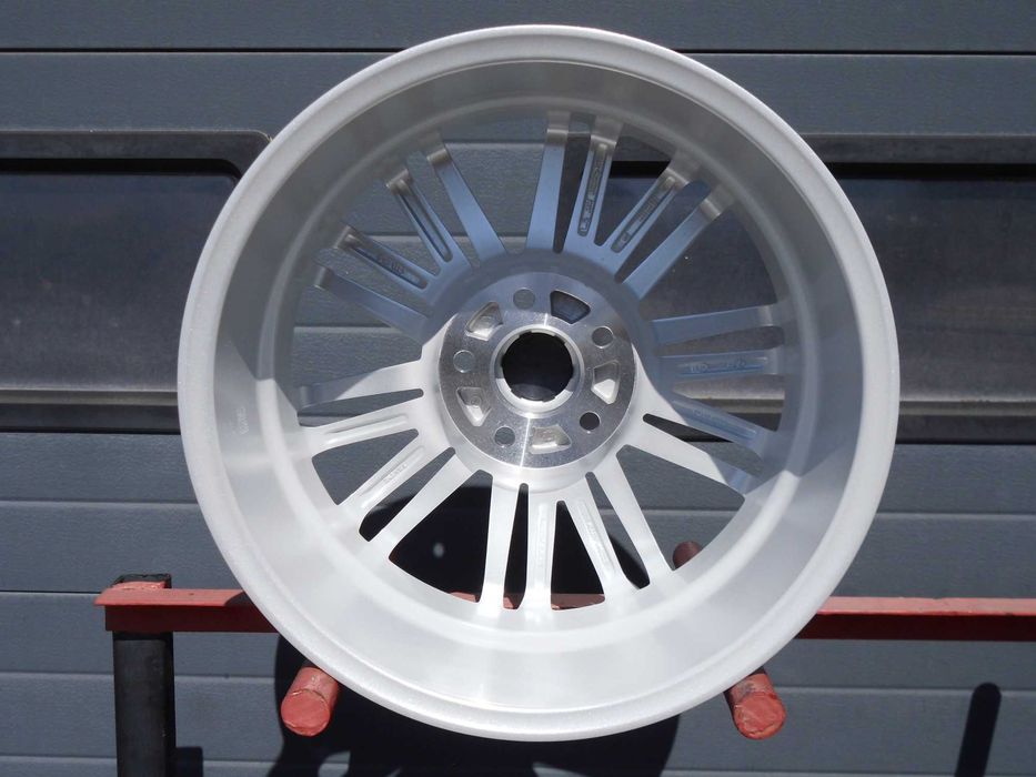 Felgi aluminiowe 17 5x114,3 OE Kia Niro Hyundai i30 ix20 Kona Tucson Ioniq