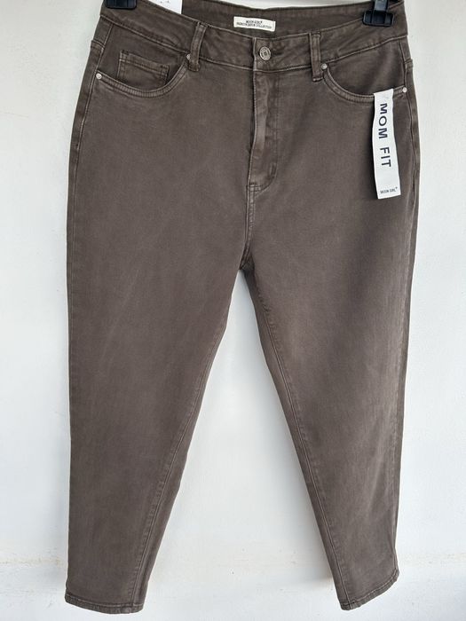 Brązowe dżinsy Mom Fit 2XL Moon Girl