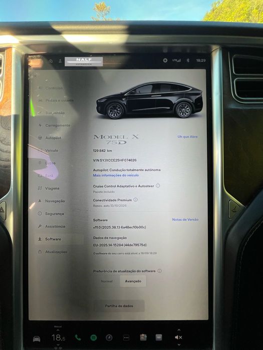 Tesla Model X Standard Range foto 5