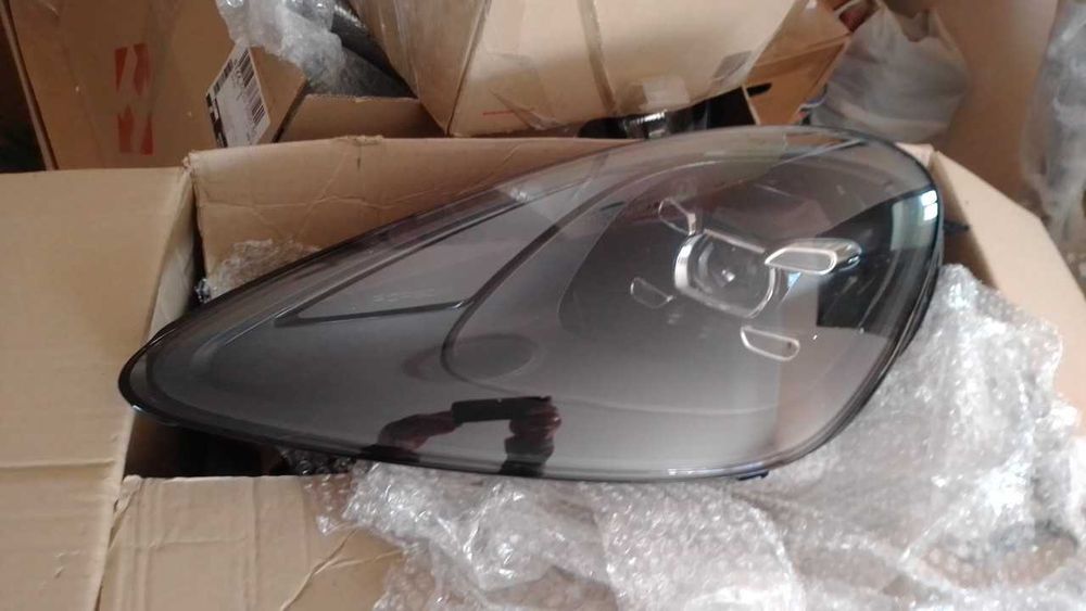 Фара Audi Q7 Porsche Cayenne Panamera Touareg зеркальные элементы