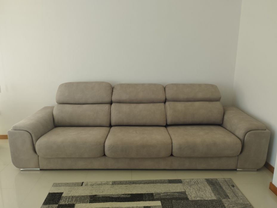 Sofá 2.90m- como novo.