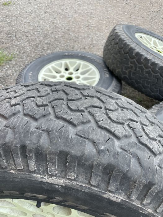 диски 5x114.3 R15 J7 ET31 Jeep xj zj резина 30/9.5 R15