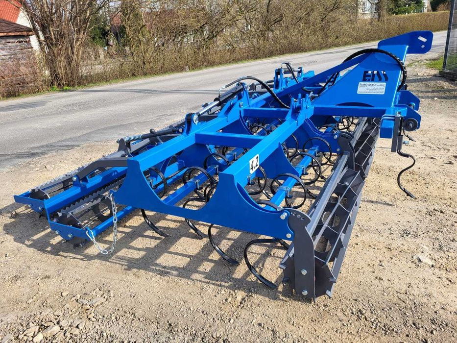 AGREGAT uprawowo-przedsiewny/ NIETOPERZ/ agregat bierny EURO-MASZ