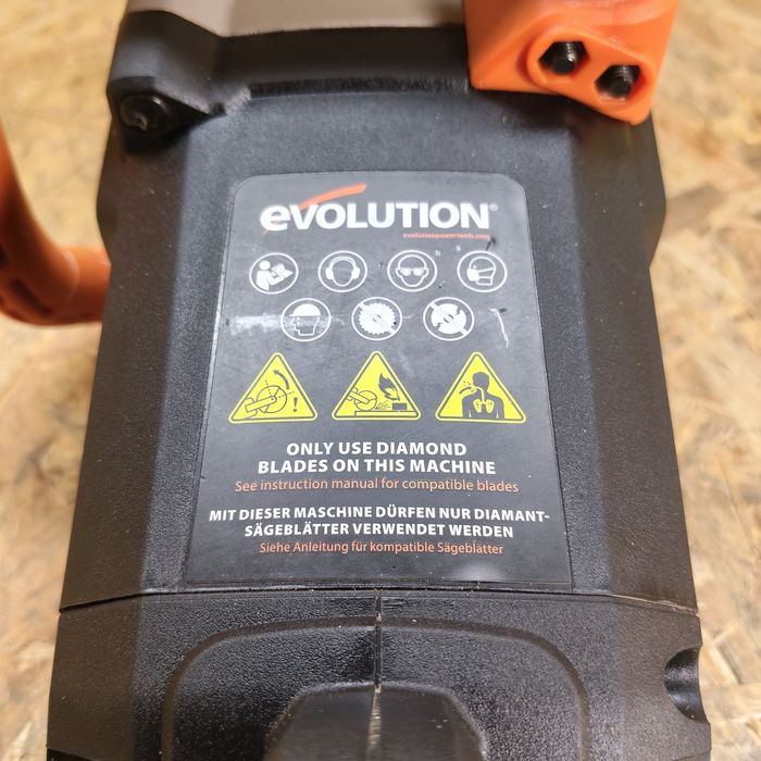 Przecinarka do betonu Evolution r230 dct