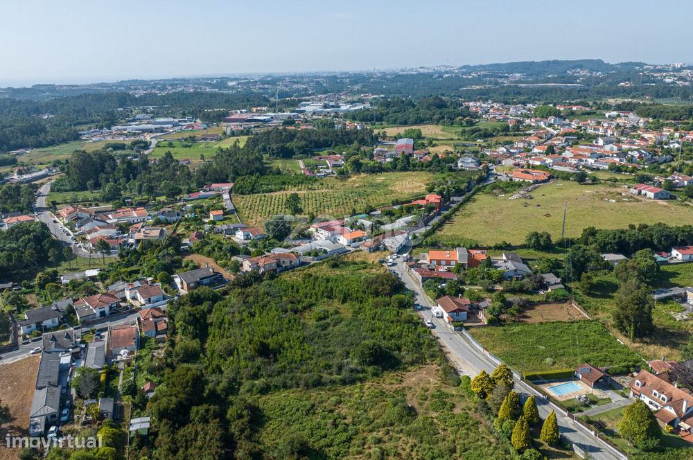 Terreno com Projeto Aprovado para Moradia T2 | Grijó – VNG
