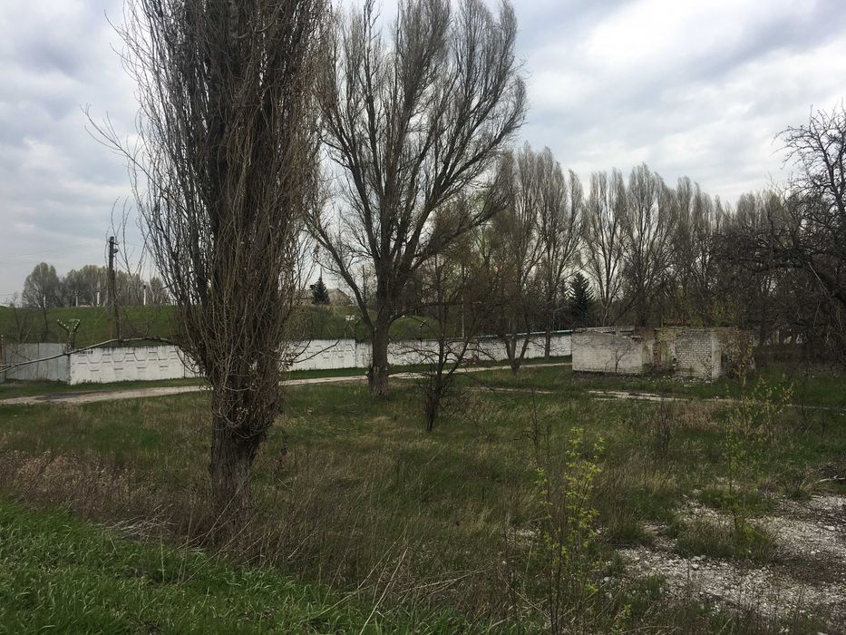 Продам участок 90 соток ,красная линия ,Юбилейное