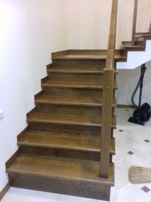 виготовлення дерев'яних дверей та меблів