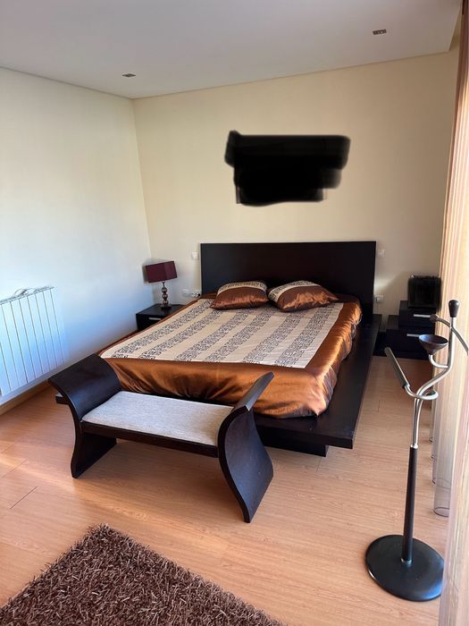 Mobília nova e impecável