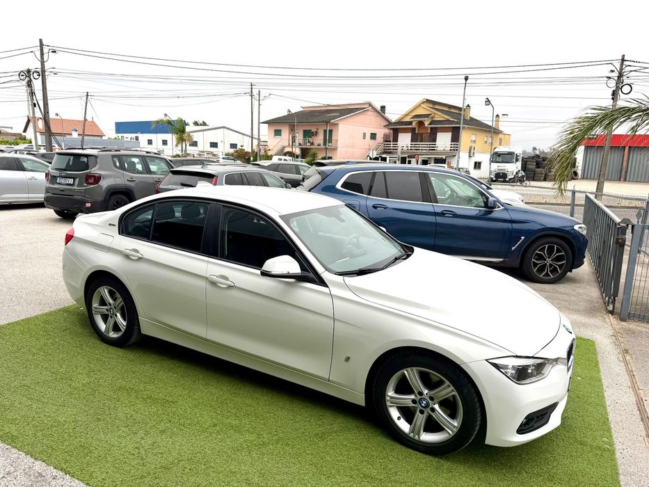 BMW 330 e iPerformance Advantage