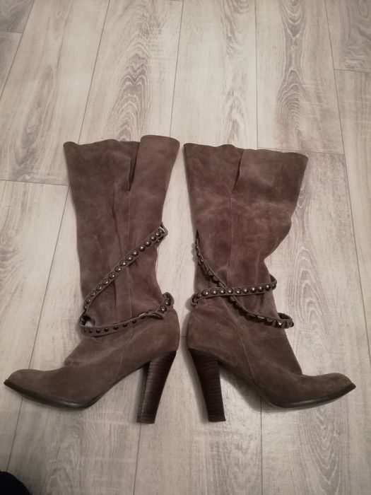 Kozaki całe ze skóry 37